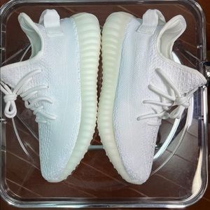 Yeezy 350v2 white